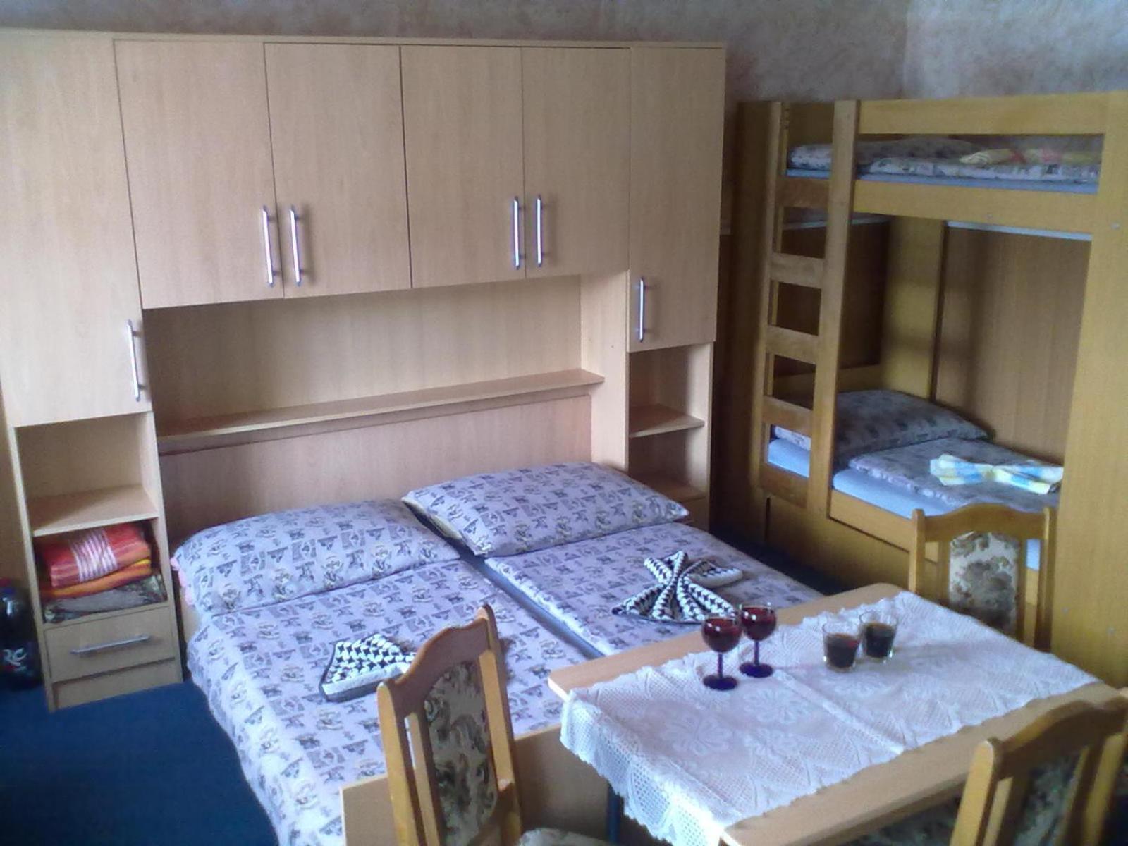 Pension Medvidek Loučná pod Klínovcem Екстериор снимка